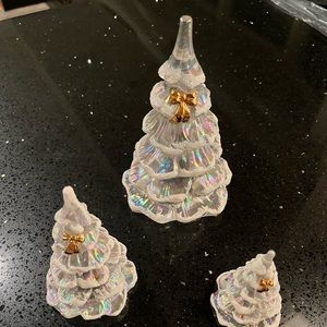 Fenton artglass white iridescent flocked  Christmas trees